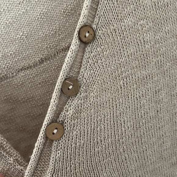 Soft pull over sweater - Picture 2 of 4